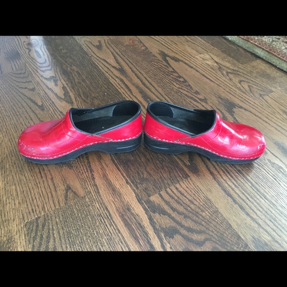 ❌DONATED❌ Red Sanita clog - Picture 4 of 6